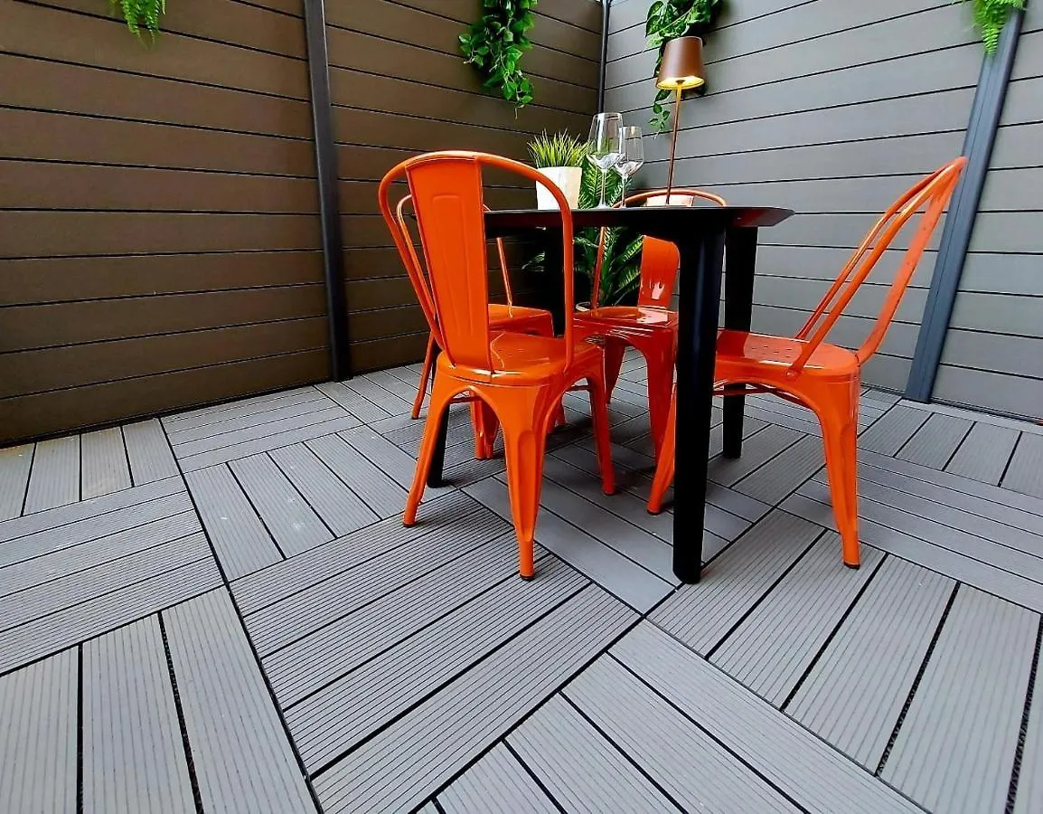 Petite Maison Elegante Monolocale Con Terrazza Chiavari Włochy