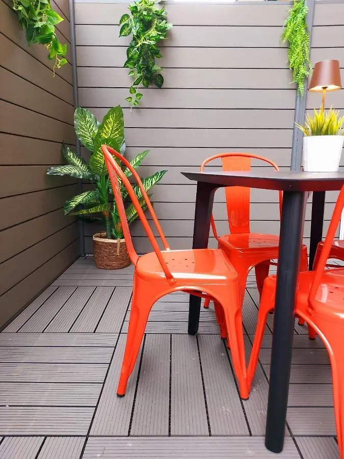 Petite Maison Elegante Monolocale Con Terrazza Chiavari Włochy